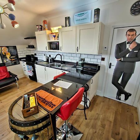 Southsea Royale James Bond 3 Bed Cool Penthouse, Seafront Parking Portsmouth Exteriér fotografie