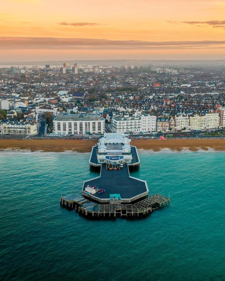 Southsea Royale James Bond 3 Bed Cool Penthouse, Seafront Parking Portsmouth Exteriér fotografie