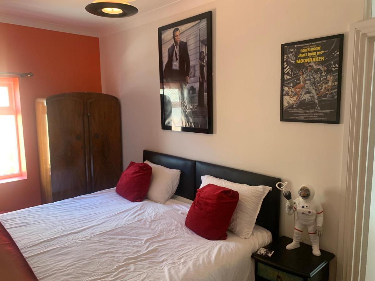 Southsea Royale James Bond 3 Bed Cool Penthouse, Seafront Parking Portsmouth Exteriér fotografie